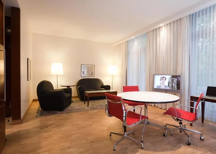 غراند موسمان 4*